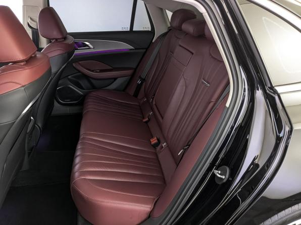 Hongqi H5 II с пробегом 2023 года, цена 2 960 000 рублей, 66044 км, седан, Автокод Объявления