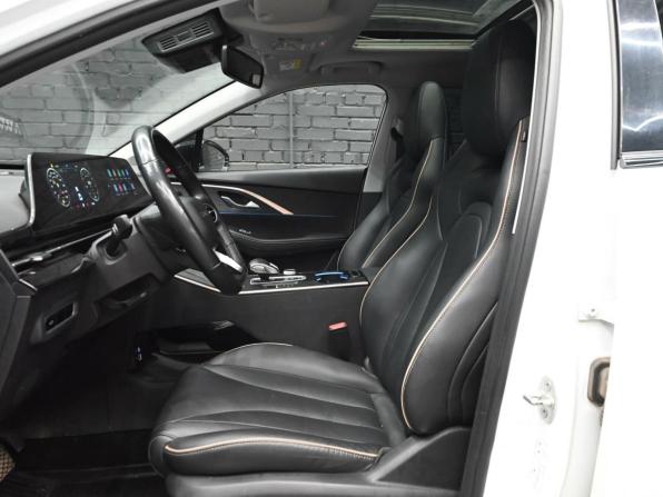 Omoda C5 I с пробегом 2023 года, цена 1 560 000 рублей, 73900 км, внедорожник, Автокод Объявления