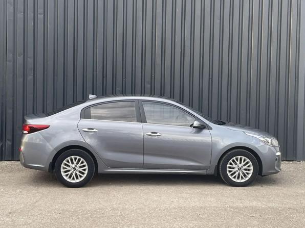 Kia Rio IV с пробегом 2018 года, цена 1 380 000 рублей, 97828 км, седан, Автокод Объявления