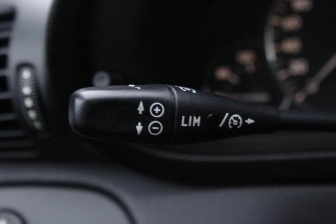 Mercedes-Benz C-Класс II (W203) Рестайлинг с пробегом 2006 года, цена 990 000 рублей, 427066 км, седан, Автокод Объявления