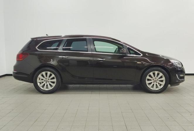 Opel Astra J Рестайлинг с пробегом 2013 года, цена 700 000 рублей, 159944 км, хэтчбек, Автокод Объявления