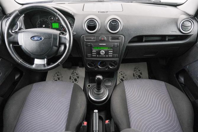 Ford Fusion I Рестайлинг с пробегом 2006 года, цена 459 000 рублей, 200000 км, хэтчбек, Автокод Объявления