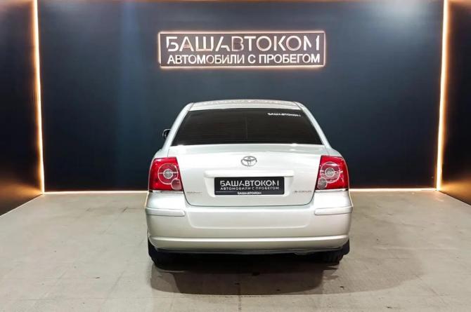Toyota Avensis II Рестайлинг с пробегом 2008 года, цена 749 000 рублей, 215665 км, седан, Автокод Объявления