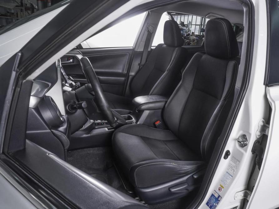 Toyota RAV4 IV (XA40) Рестайлинг Ростов-на-Дону  - изображение 10