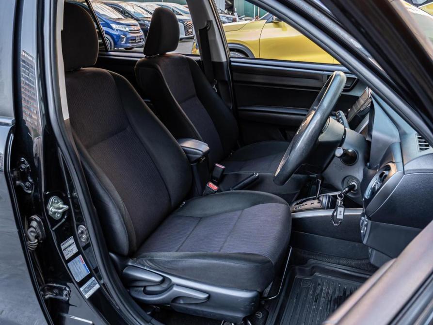 Toyota Corolla XI (E160 E170) Рестайлинг 2 Краснодар  - изображение 10