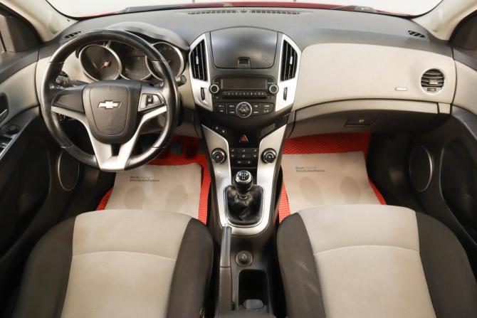 Chevrolet Cruze I Рестайлинг с пробегом 2013 года, цена 639 000 рублей, 200100 км, седан, Автокод Объявления