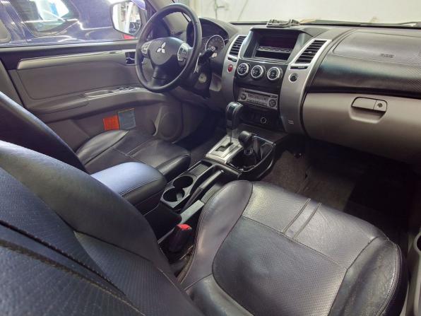 Mitsubishi Pajero Sport II с пробегом 2013 года, цена 1 380 000 рублей, 240210 км, внедорожник, Автокод Объявления