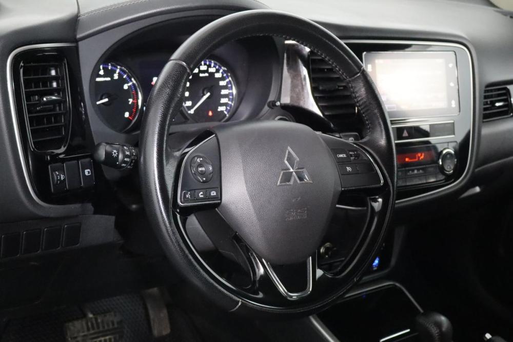 Mitsubishi Outlander III Рестайлинг 3 Санкт-Петербург  - изображение 8