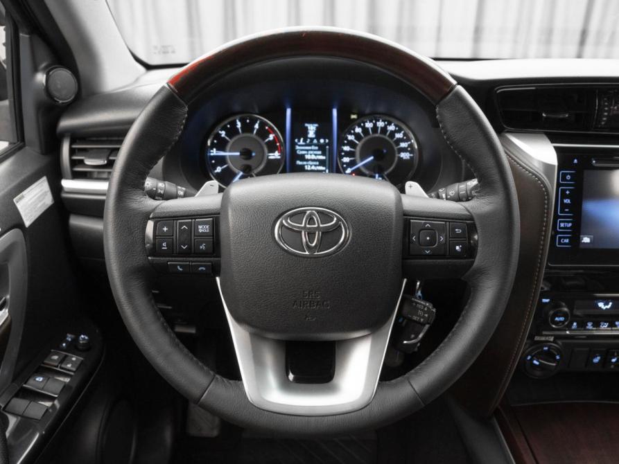 Toyota Fortuner II Москва  - изображение 10