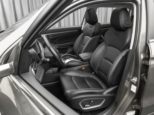 Geely Atlas Pro с пробегом 2023 года, цена 1 940 000 рублей, 84015 км, внедорожник, Автокод Объявления