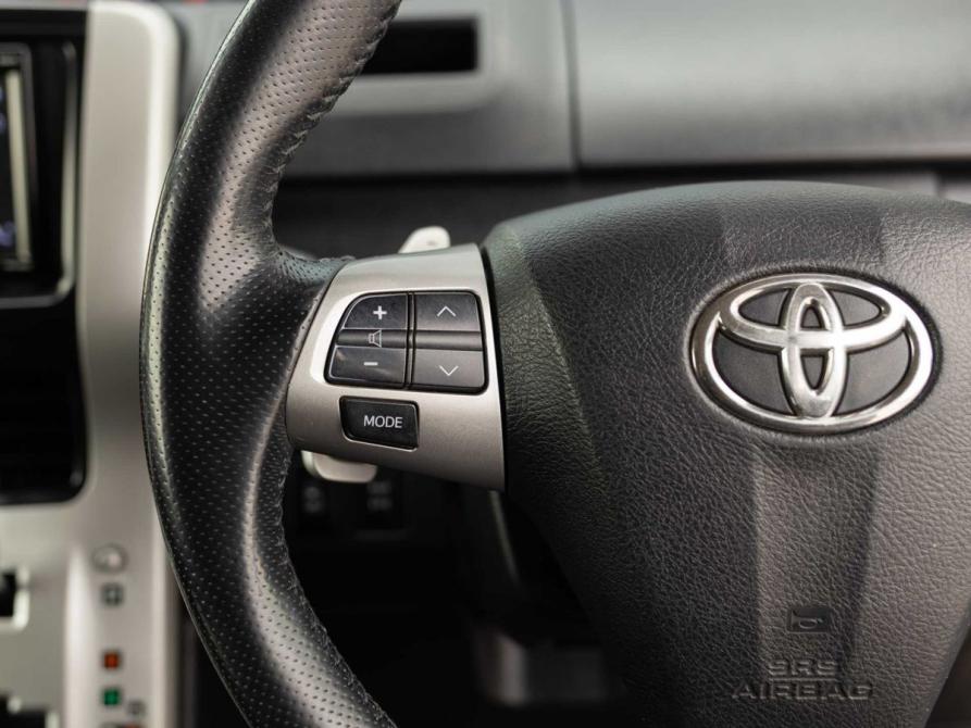 Toyota Voxy II (R70) Рестайлинг Новосибирск  - изображение 12