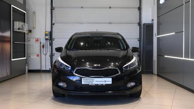 Kia Ceed II с пробегом 2014 года, цена 940 000 рублей, 173586 км, хэтчбек, Автокод Объявления