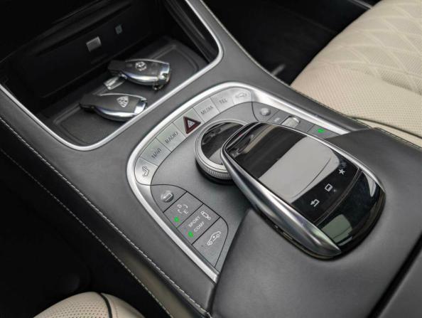 Mercedes-Benz Maybach S-Класс I (X222) с пробегом 2015 года, цена 3 655 000 рублей, 140620 км, седан, Автокод Объявления