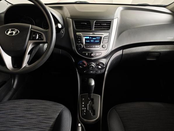 Hyundai Solaris I Рестайлинг с пробегом 2015 года, цена 881 000 рублей, 156344 км, седан, Автокод Объявления