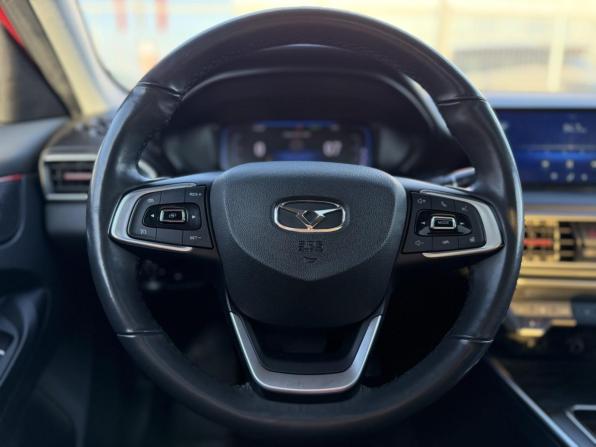 Kaiyi E5 с пробегом 2023 года, цена 1 400 000 рублей, 29788 км, седан, Автокод Объявления