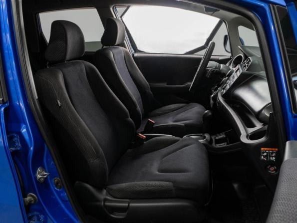 Honda Jazz II Рестайлинг с пробегом 2012 года, цена 989 000 рублей, 183226 км, хэтчбек, Автокод Объявления