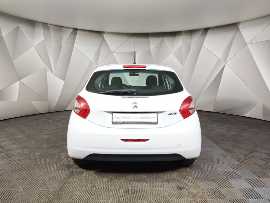 Peugeot 208 I Москва  - изображение 8