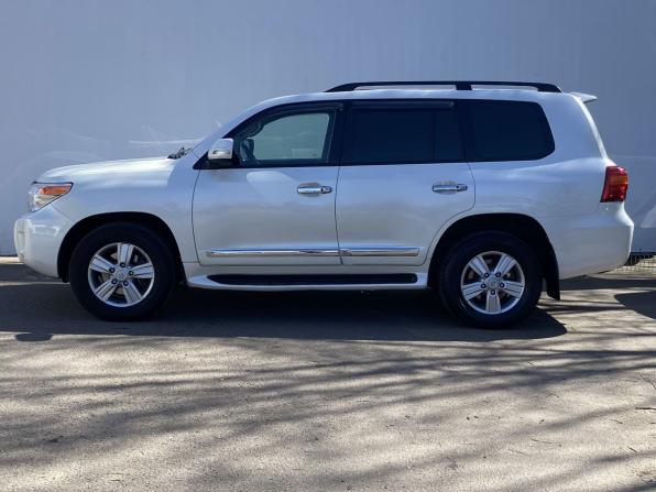Toyota Land Cruiser 200 Series Рестайлинг 1 с пробегом 2014 года, цена 4 440 000 рублей, 157411 км, внедорожник, Автокод Объявления