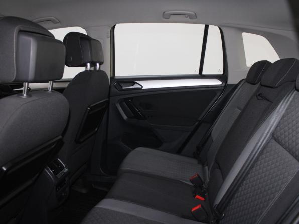 Volkswagen Tiguan II с пробегом 2017 года, цена 1 549 900 рублей, 269896 км, внедорожник, Автокод Объявления