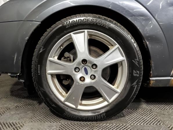 Ford Mondeo III с пробегом 2002 года, цена 263 000 рублей, 343679 км, лифтбек, Автокод Объявления