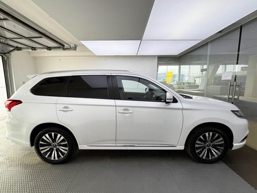Mitsubishi Outlander III Рестайлинг 3 Уфа  - изображение 5