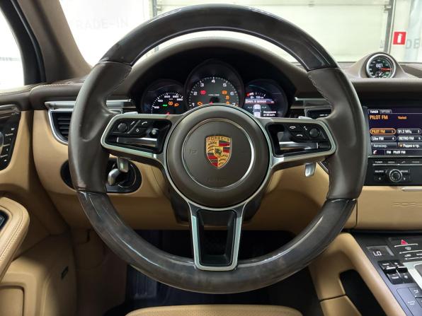 Porsche Macan I с пробегом 2015 года, цена 2 999 000 рублей, 131000 км, внедорожник, Автокод Объявления