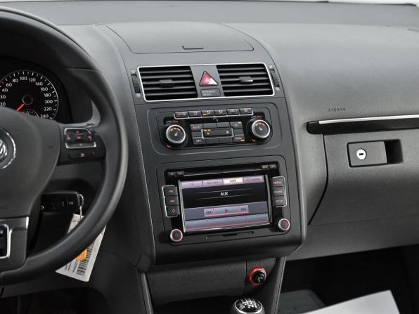 Volkswagen Touran I Рестайлинг 2 с пробегом 2010 года, цена 529 000 рублей, 168557 км, компактвэн, Автокод Объявления