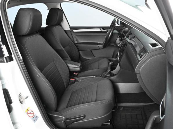 Skoda Rapid I Рестайлинг с пробегом 2019 года, цена 1 439 000 рублей, 113088 км, лифтбек, Автокод Объявления