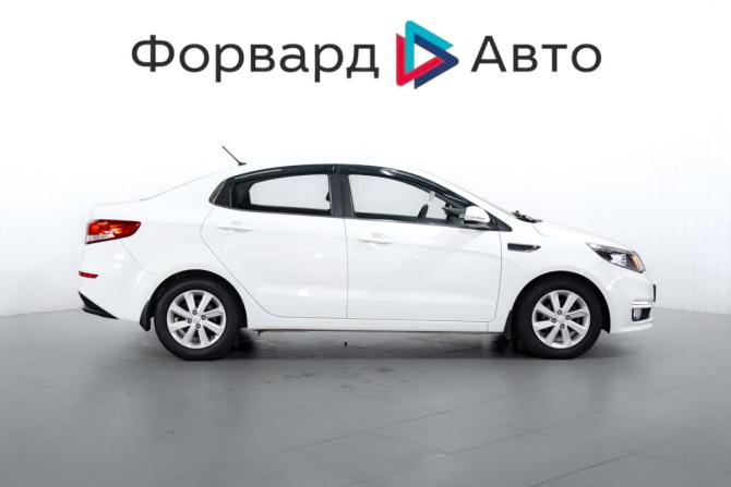 Kia Rio III Рестайлинг с пробегом 2015 года, цена 1 200 000 рублей, 111900 км, седан, Автокод Объявления