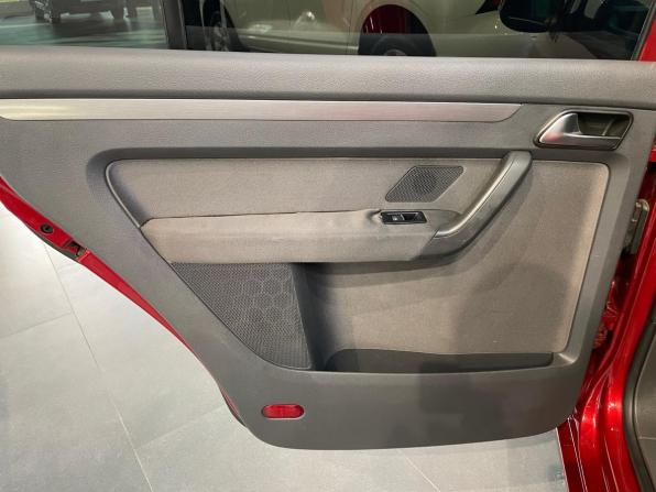 Volkswagen Touran I Рестайлинг 2 с пробегом 2011 года, цена 760 300 рублей, 133075 км, компактвэн, Автокод Объявления