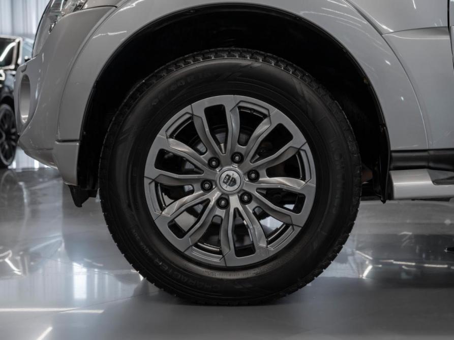 Mitsubishi Pajero IV Рестайлинг 1 Москва  - изображение 7