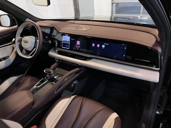 Geely Monjaro I с пробегом 2023 года, цена 3 440 000 рублей, 29189 км, внедорожник, Автокод Объявления