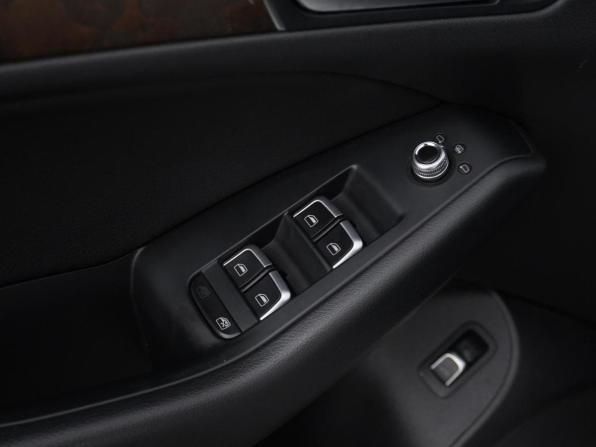 Audi Q5 I (8R) Рестайлинг с пробегом 2014 года, цена 2 099 077 рублей, 153760 км, внедорожник, Автокод Объявления