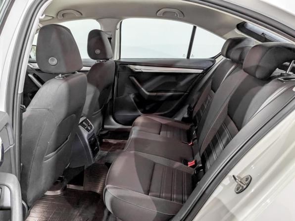 Skoda Octavia III (A7) Рестайлинг с пробегом 2019 года, цена 1 125 000 рублей, 171353 км, лифтбек, Автокод Объявления