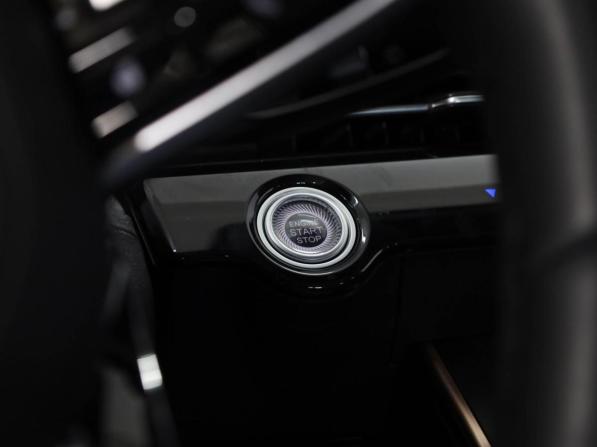 Omoda C5 I с пробегом 2024 года, цена 1 929 000 рублей, 13776 км, внедорожник, Автокод Объявления