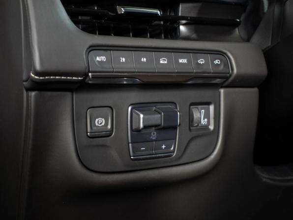 Cadillac Escalade V с пробегом 2023 года, цена 12 250 000 рублей, 12719 км, внедорожник, Автокод Объявления
