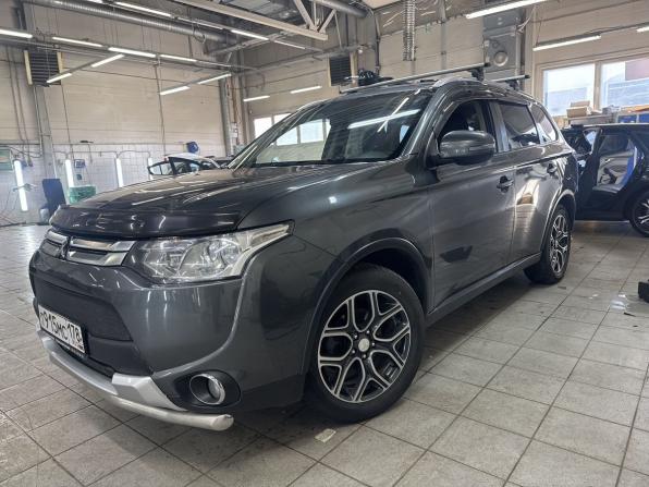 Mitsubishi Outlander III с пробегом 2014 года, цена 1 425 000 рублей, 124217 км, внедорожник, Автокод Объявления