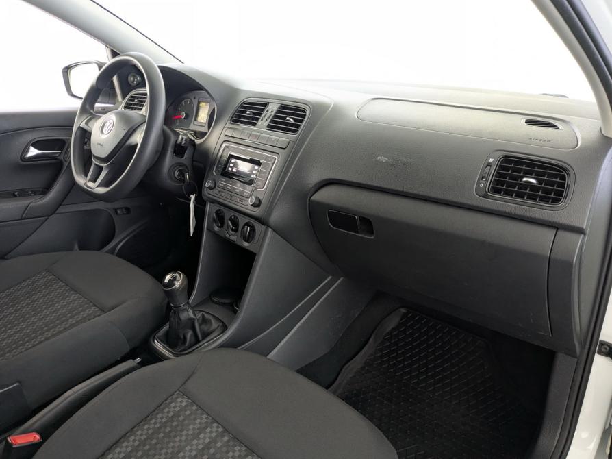 Volkswagen Polo V Рестайлинг Москва  - изображение 18