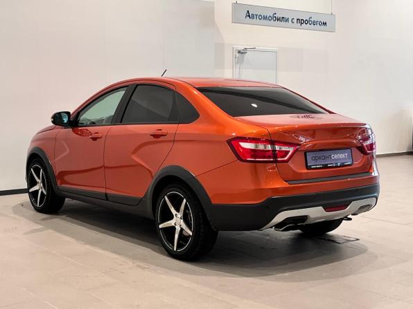 Lada (ВАЗ) Vesta I с пробегом 2018 года, цена 899 000 рублей, 180725 км, седан, Автокод Объявления