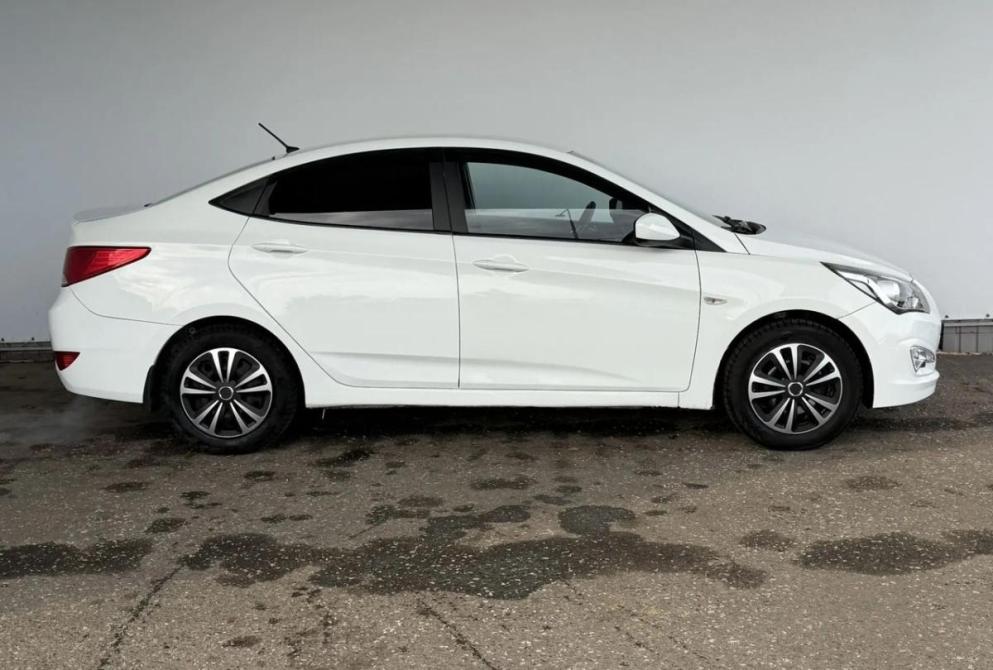 Hyundai Solaris I Рестайлинг Киров  - изображение 4