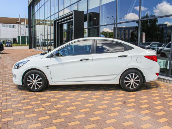 Hyundai Solaris I Рестайлинг с пробегом 2015 года, цена 969 600 рублей, 100104 км, седан, Автокод Объявления