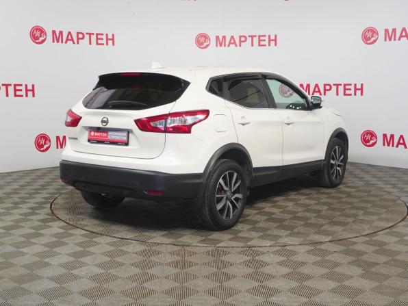 Nissan Qashqai II с пробегом 2018 года, цена 1 699 000 рублей, 112088 км, внедорожник, Автокод Объявления