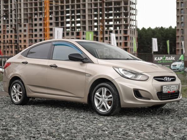 Hyundai Solaris I с пробегом 2012 года, цена 749 000 рублей, 141673 км, седан, Автокод Объявления