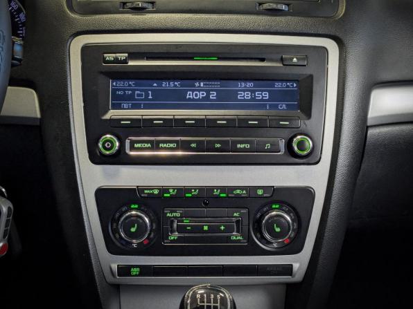 Skoda Octavia II (A5) Рестайлинг с пробегом 2012 года, цена 859 000 рублей, 246000 км, лифтбек, Автокод Объявления