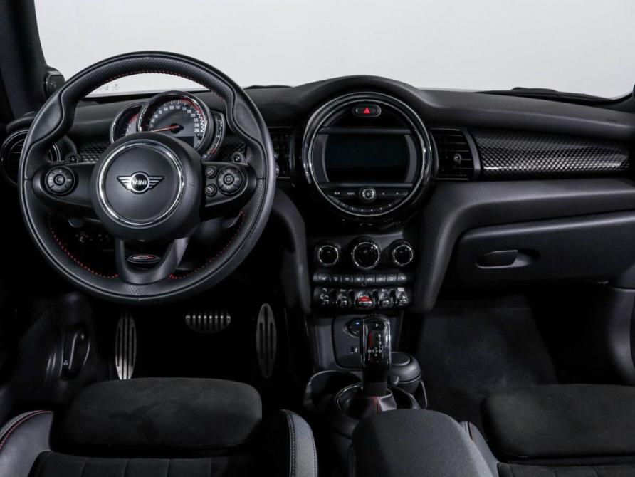 Mini Hatch III (F55/F56) Рестайлинг Москва  - изображение 13