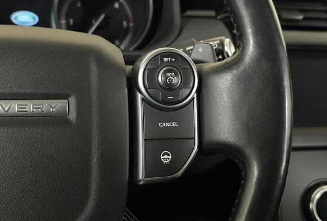 Land Rover Discovery V с пробегом 2018 года, цена 3 900 000 рублей, 66299 км, внедорожник, Автокод Объявления