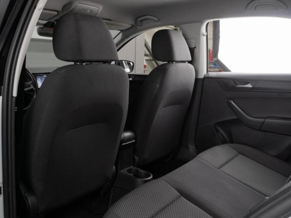 Volkswagen Polo VI с пробегом 2022 года, цена 1 649 000 рублей, 94059 км, лифтбек, Автокод Объявления
