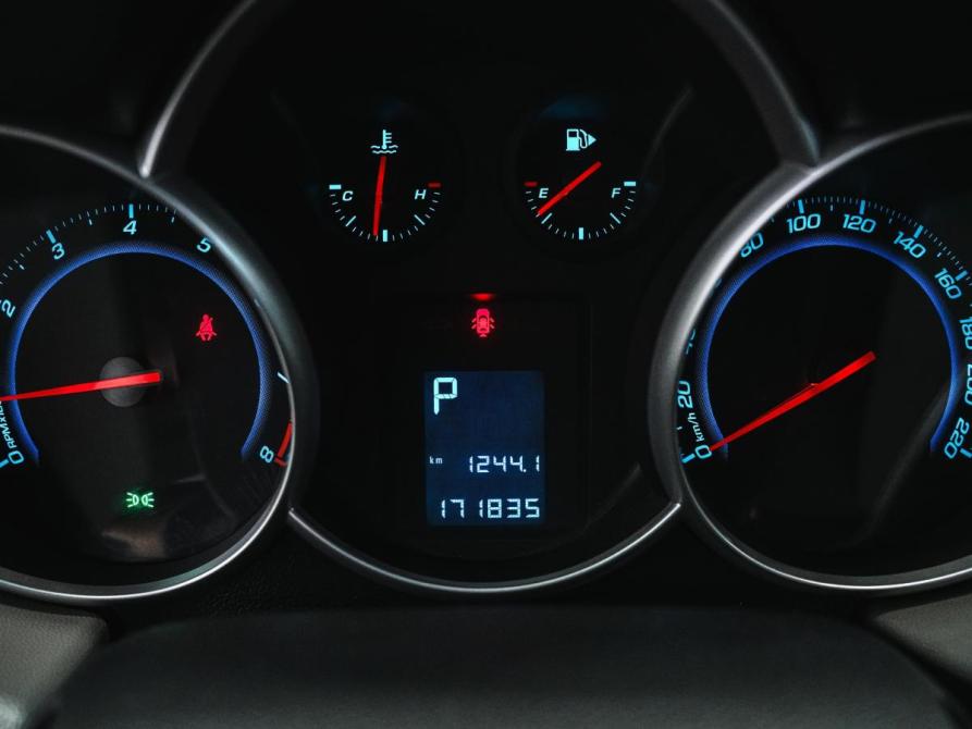 Chevrolet Cruze I Рестайлинг Красноярск  - изображение 20