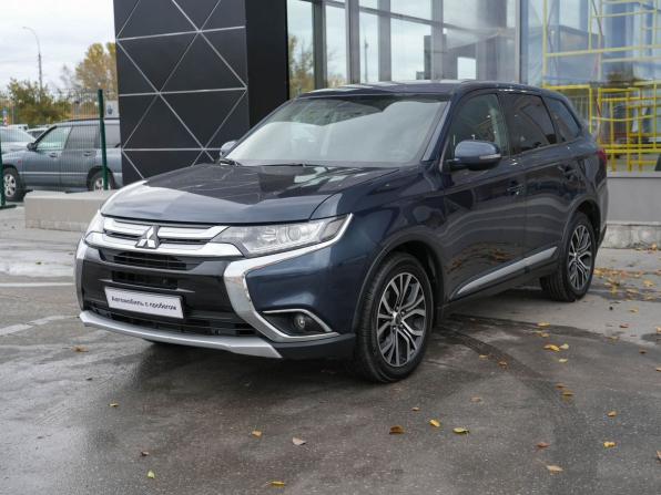 Mitsubishi Outlander III Рестайлинг 2 с пробегом 2017 года, цена 1 880 000 рублей, 196570 км, внедорожник, Автокод Объявления