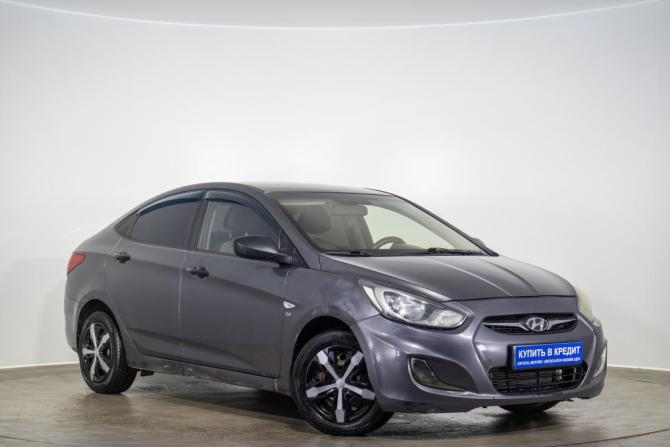 Hyundai Solaris I с пробегом 2013 года, цена 649 000 рублей, 261000 км, седан, Автокод Объявления